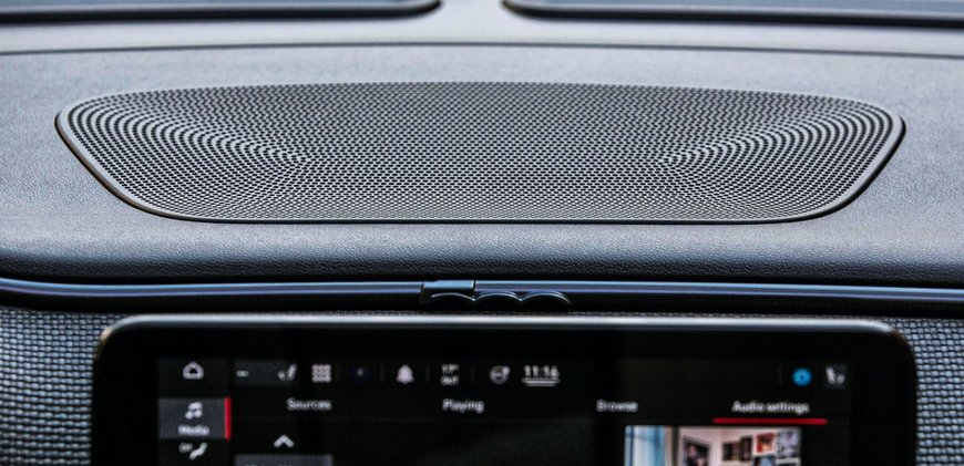JBL Premium Audio Mastered by Bocelli brings Exquisite Sound to the Fiat New 500 ‘La Prima by Bocelli’